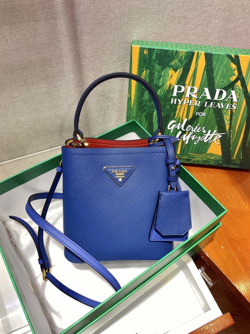 Pra*a top handle bags